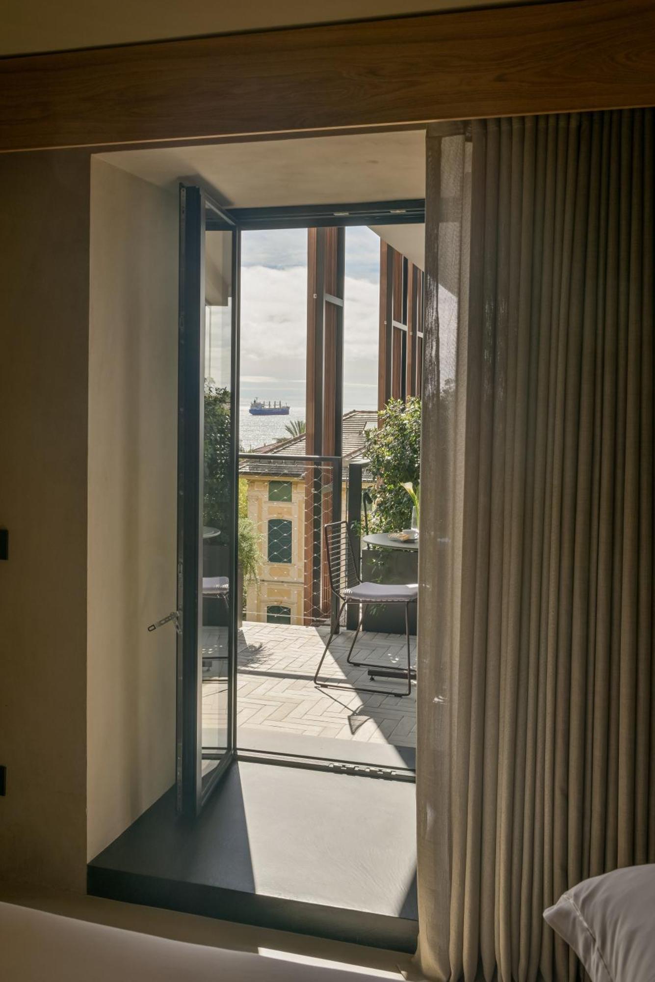 Capitolo Riviera 5* Genua